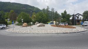 JAVNE POVRŠINE - KROŽIŠČE PRI FINKU